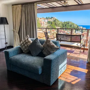 https://palazzo-di-ferro-98039.sicilyhotelsitaly.net