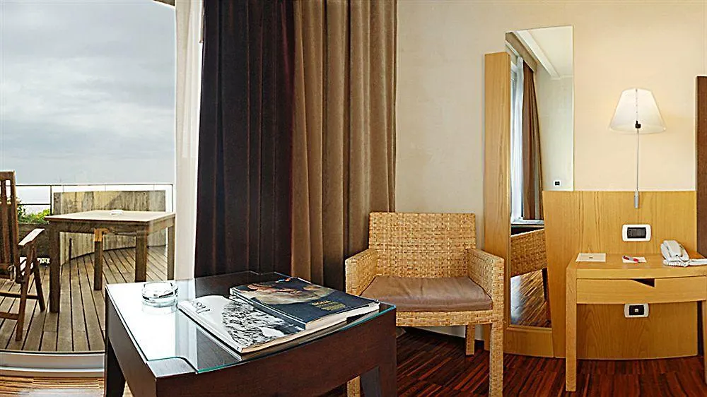 Eurostars Monte Tauro Hotell Taormina 4*,  Italien
